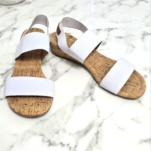 Tommy Bahama Sandal wedges